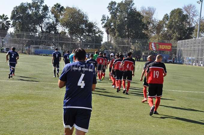 بالصور: انتهاء مباراة ابناء يافا الأرثوذكسي وأبناء الطيرة بالتعادل 1-1 